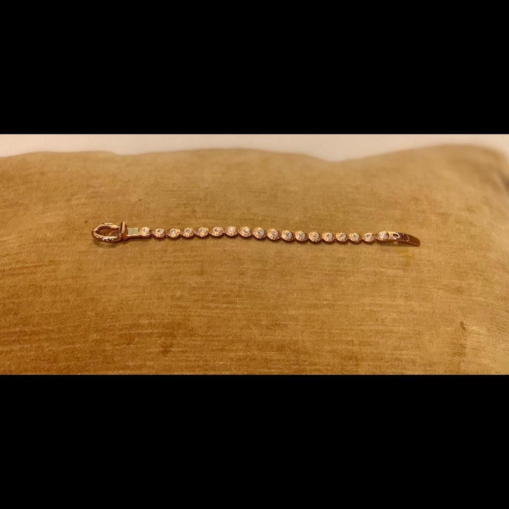 Henri Bendel rose golf bracelet